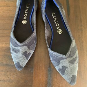Rothys Classic Pointed Toe Flat, Gray Camo, (size 10.5 fit like 9.5)